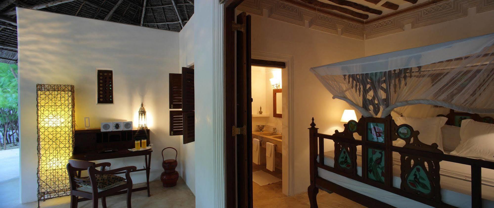 The Red Pepper House Hotel Lamu Bagian luar foto