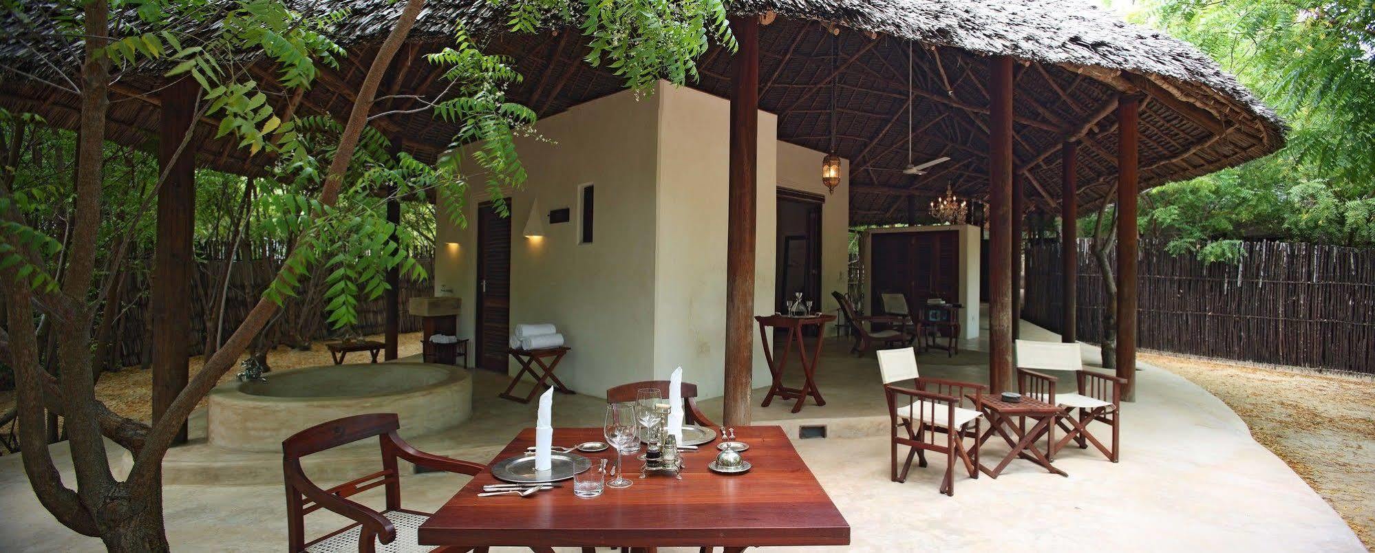 The Red Pepper House Hotel Lamu Bagian luar foto
